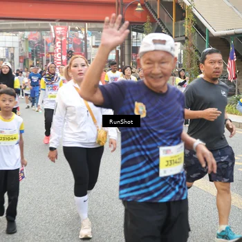 Runner Photo 4664165