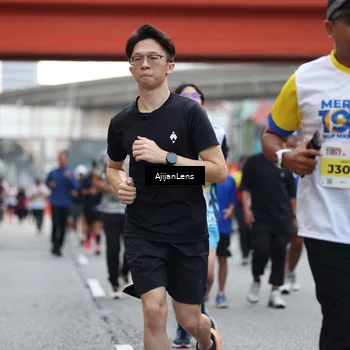 Runner Photo 4664310