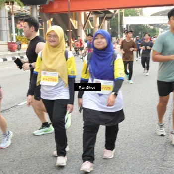 Runner Photo 4664330