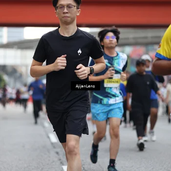 Runner Photo 4664331