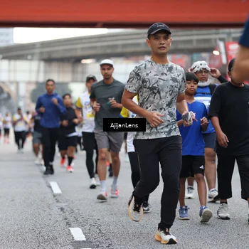 Runner Photo 4664354
