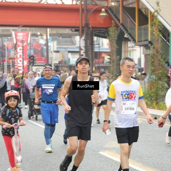 Runner Photo 4664402