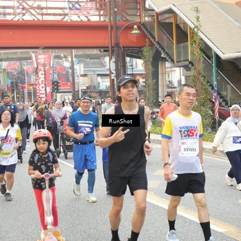 Runner Photo 4664409