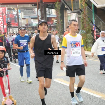 Runner Photo 4664443