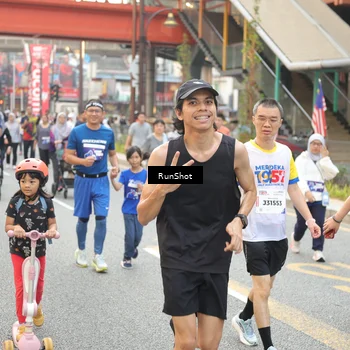 Runner Photo 4664455