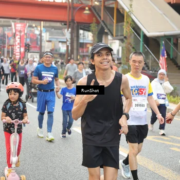 Runner Photo 4664476