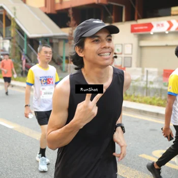 Runner Photo 4664499