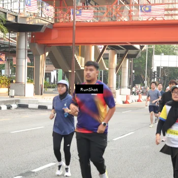 Runner Photo 4664542