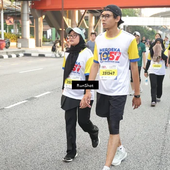 Runner Photo 4664613