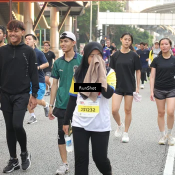Runner Photo 4664663