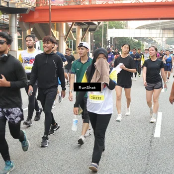 Runner Photo 4664673