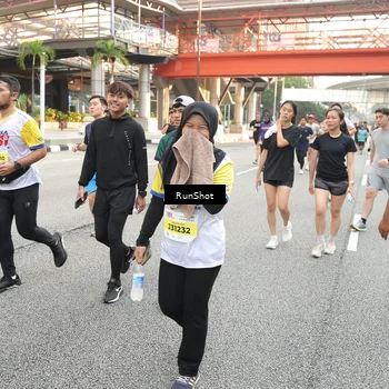 Runner Photo 4664733