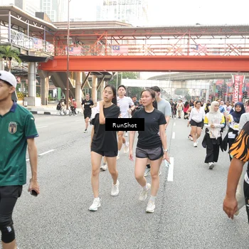 Runner Photo 4664765