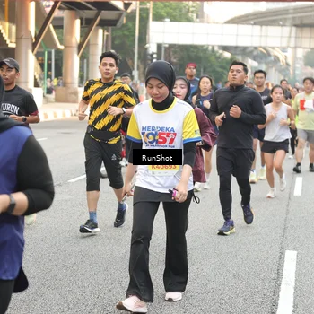 Runner Photo 4665002