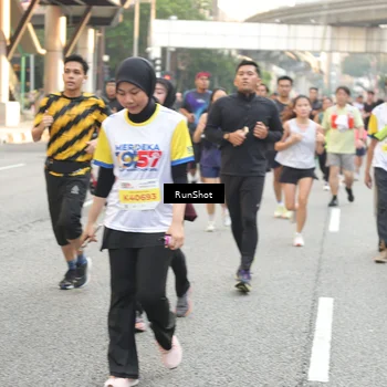 Runner Photo 4665028
