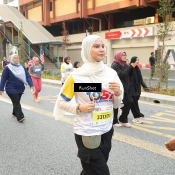 Runner Photo 4665069