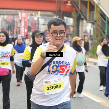 Runner Photo 4665106