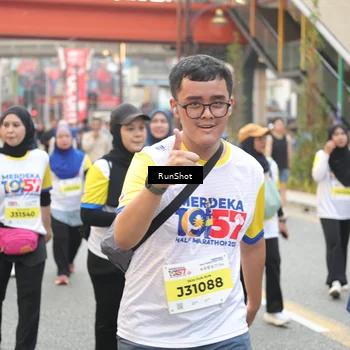 Runner Photo 4665112