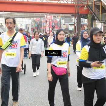 Runner Photo 4665126