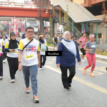 Runner Photo 4665143