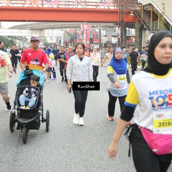 Runner Photo 4665187
