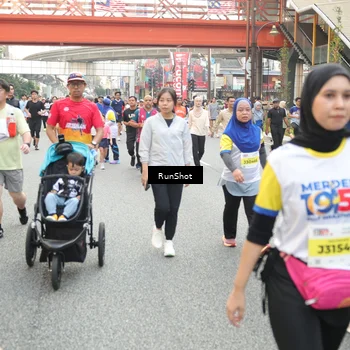 Runner Photo 4665196