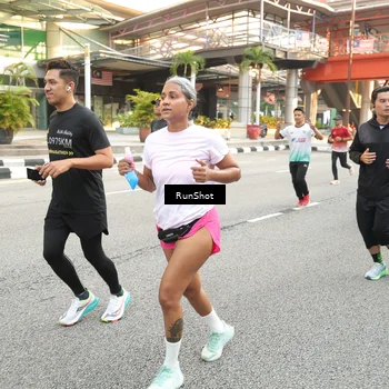 Runner Photo 4665360