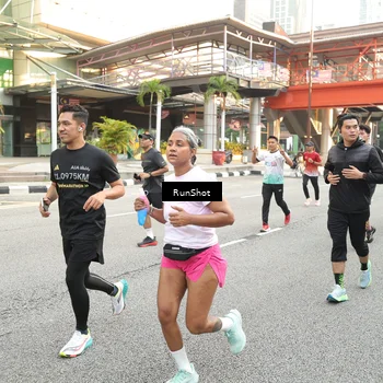 Runner Photo 4665371