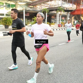 Runner Photo 4665374