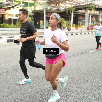 Runner Photo 4665388