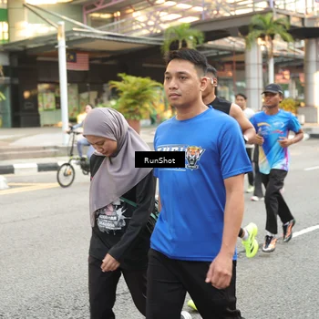 Runner Photo 4665393
