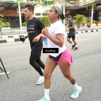 Runner Photo 4665404