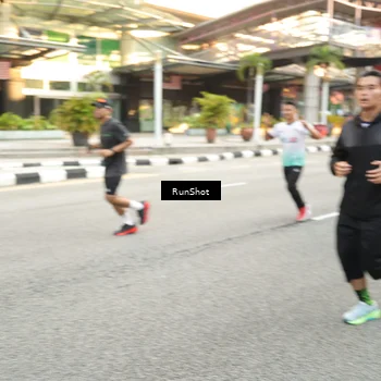 Runner Photo 4665428