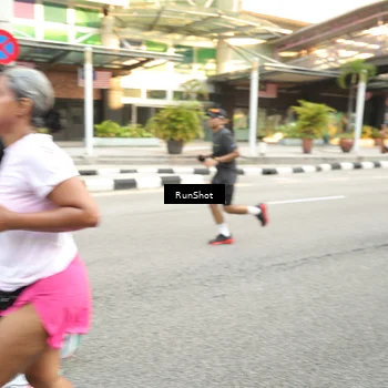 Runner Photo 4665447