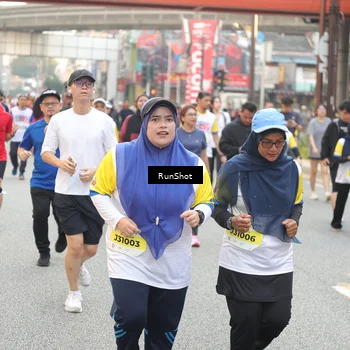 Runner Photo 4665453