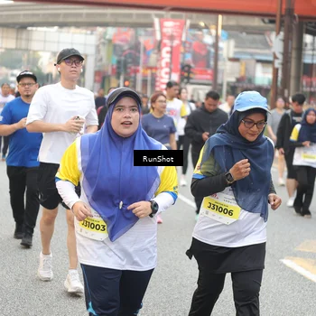 Runner Photo 4665472