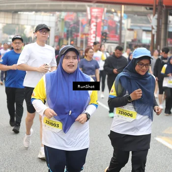 Runner Photo 4665494