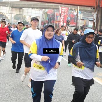 Runner Photo 4665497