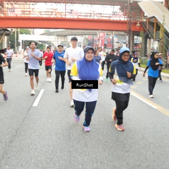 Runner Photo 4665533
