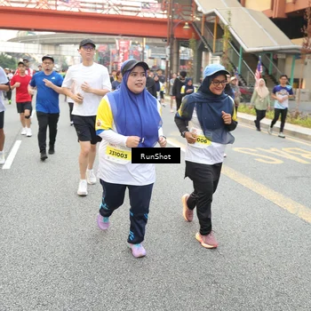 Runner Photo 4665619