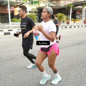 Runner Photo 4665636