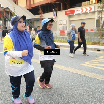 Runner Photo 4665650