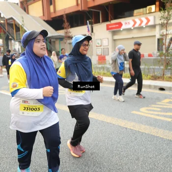 Runner Photo 4665652