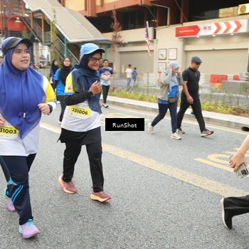 Runner Photo 4665655