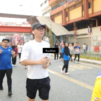 Runner Photo 4665673