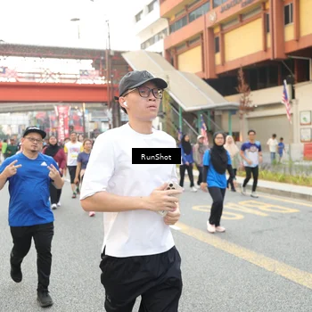 Runner Photo 4665676
