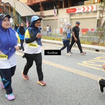 Runner Photo 4665680