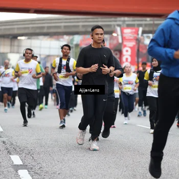 Runner Photo 4665709