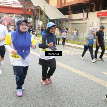 Runner Photo 4665726