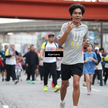 Runner Photo 4665842